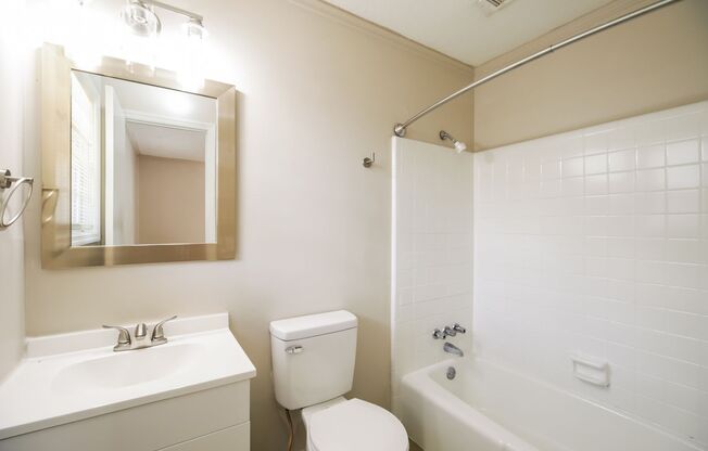 1 bed, 1 bath, 750 sqft, $1,400, Unit A6