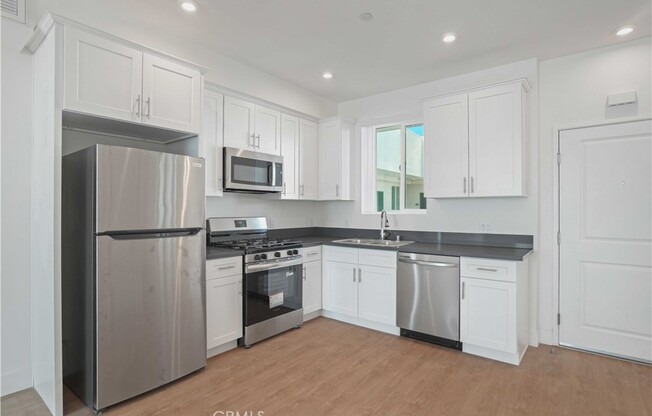 2 beds, 2 baths, 1,267 sqft, $2,665, Unit 410