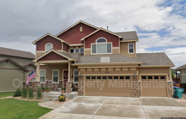 242 SARATOGA DR