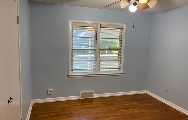 2 beds, 2 baths, $1,250