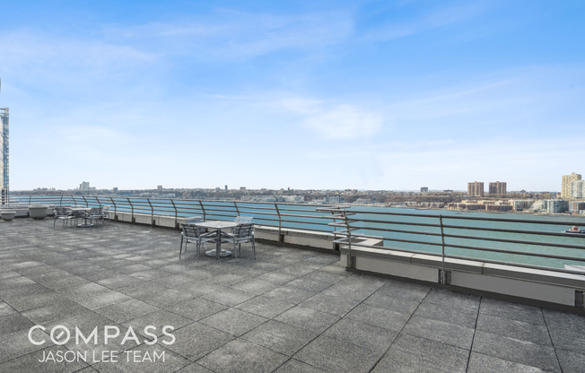 1 bed, 1 bath, 849 sqft, $5,500, Unit 3R