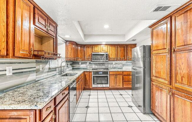 10027 GLENKIRK DR