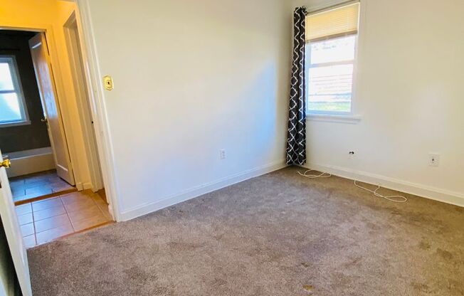 2 beds, 1 bath, $1,495