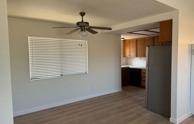 2 beds, 1 bath, $2,395, Unit 2