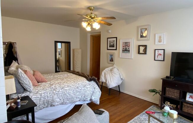 Studio, 1 bath, 525 sqft, $1,675, Unit 531-223