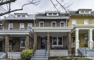 4707 9th Street NW