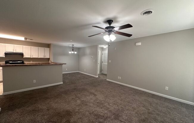 2 beds, 2 baths, 1,200 sqft, $1,555, Unit 4804 # 302