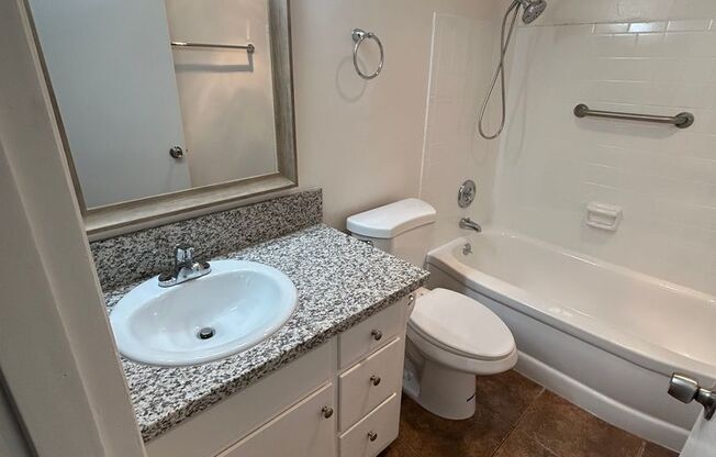 1 bed, 1 bath, 700 sqft, $2,050, Unit 317