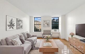 101 W 126 ST