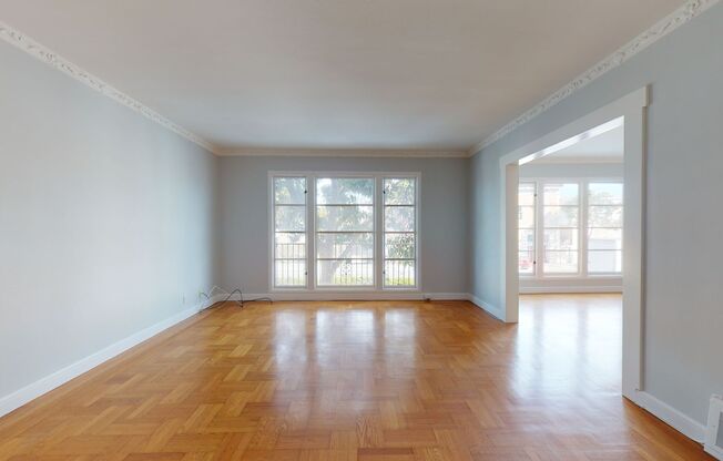 2 beds, 1 bath, $4,500, Unit 2539 Lombard