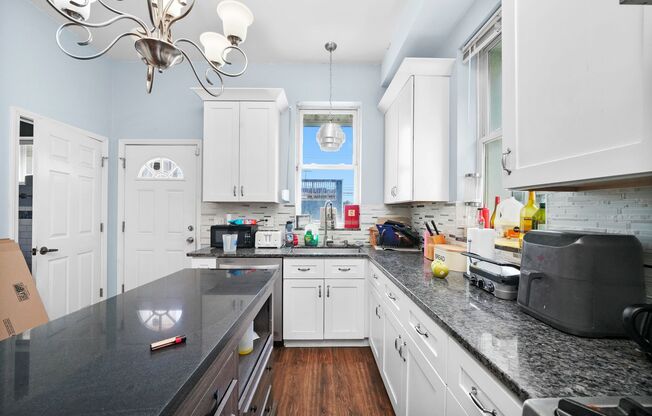 1307 S Ashland Ave. Spacious Home with 4 bedrooms