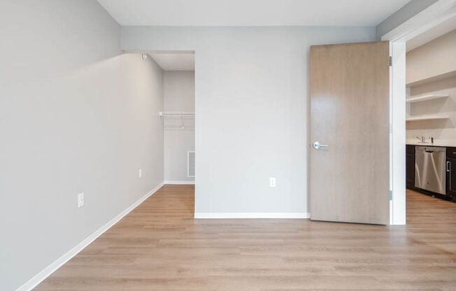 2 beds, 1 bath, 819 sqft, $1,575, Unit 2408