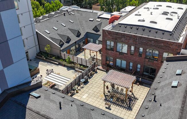 Everett Station Lofts