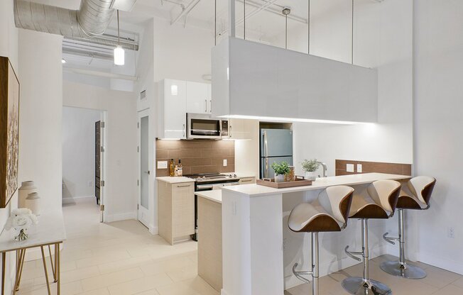 2 beds, 1 bath, 1,100 sqft, $2,850, Unit 507