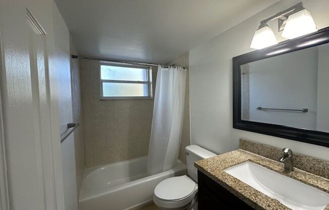 Studio, 1 bath, 550 sqft, $1,395, Unit 106