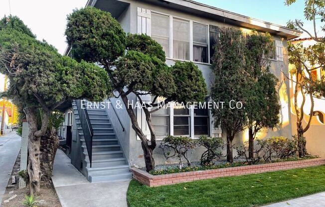 1224 BENNETT AVE