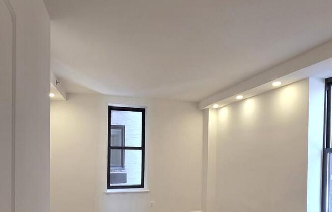 2 beds, 2 baths, $7,000, Unit 9M