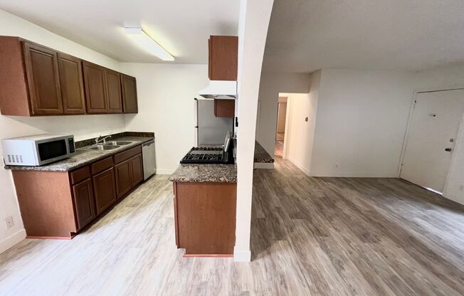 2 beds, 2 baths, 1,000 sqft, $2,699, Unit 04