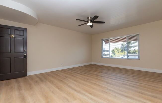 2 beds, 2 baths, $2,695, Unit 18