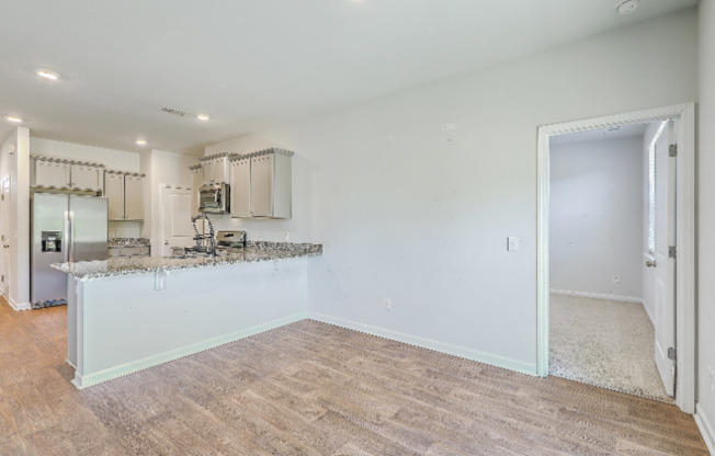 124 PONTORIA DR