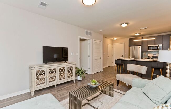 2 beds, 2 baths, 869 sqft, $4,150, Unit 1552-601