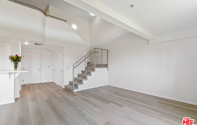 1 bed, 2 baths, 1,149 sqft, $3,750, Unit 438