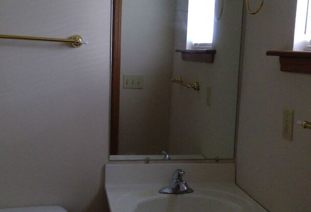 Studio, 1 bath, 550 sqft, $775, Unit 824