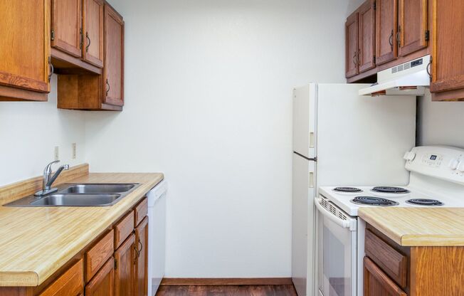 2 beds, 1 bath, 938 sqft, $1,345, Unit 781-301