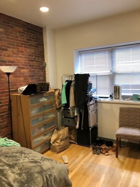 Studio, 1 bath, $2,200, Unit 21