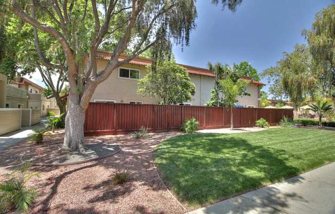 Lush Green Courtyard Wit Walking Paths at Casa Alberta Apartments, Sunnyvale, CA