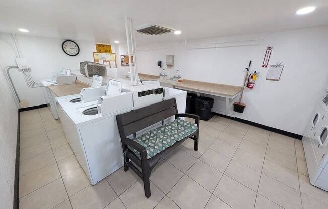 2 beds, 1 bath, $1,550, Unit Unit 303A