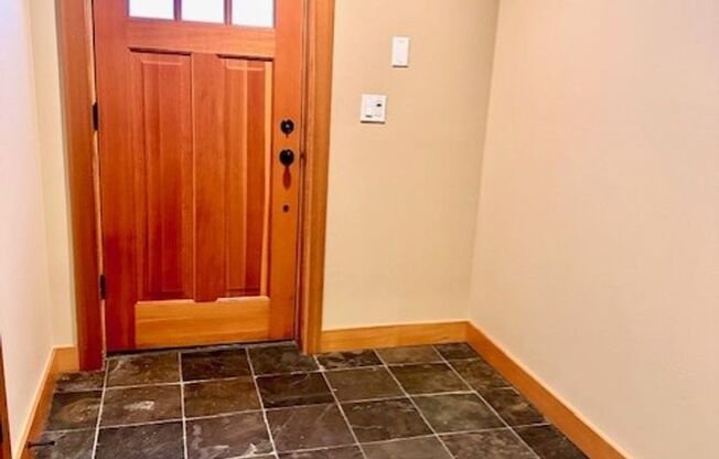 West Seattle Townhouse, Location Location Location!