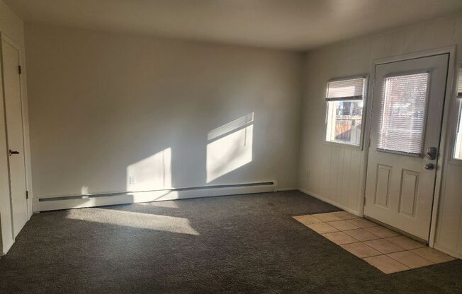 1 bed, 1 bath, 650 sqft, $995, Unit #2