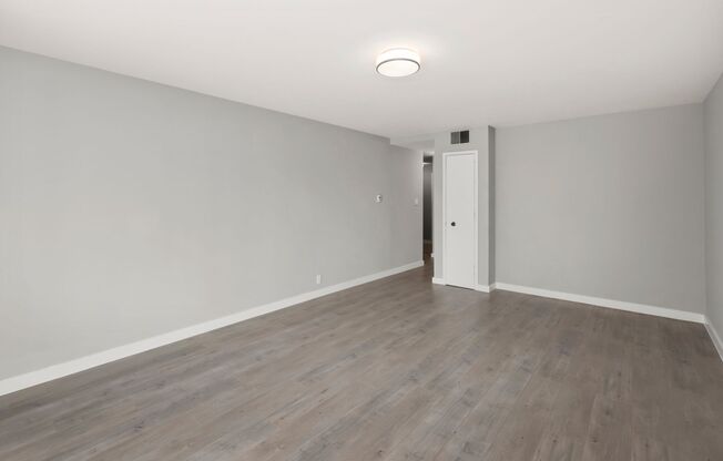 230 12th Avenue (389r)*