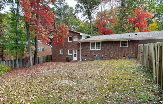544 ELLYNN DR