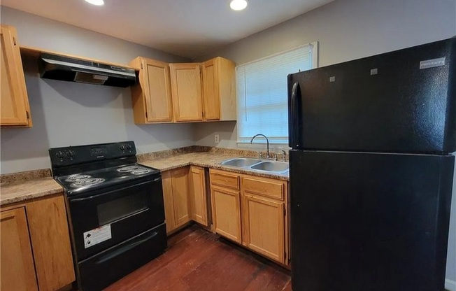 3796 LEESBURG CT SW