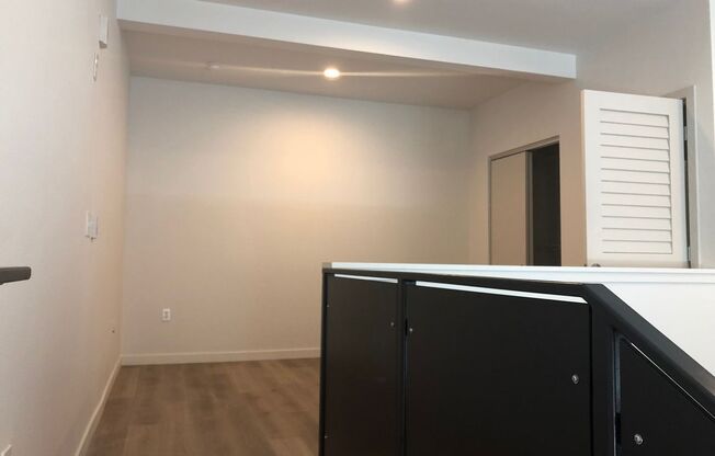 1 bed, 1 bath, 525 sqft, $1,825, Unit 018