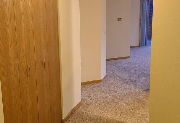 2 beds, 2 baths, 1,251 sqft, $1,880, Unit 302-212