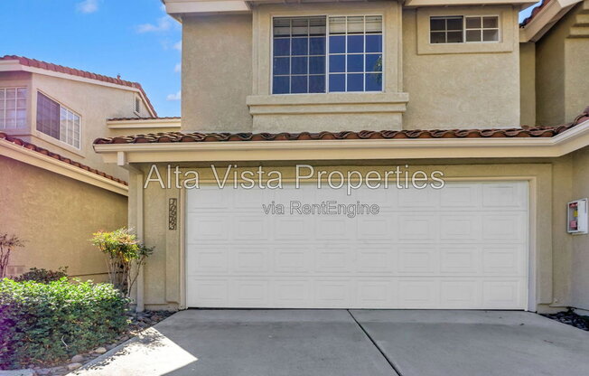 3 beds, 2.5 baths, 1,335 sqft, $3,800