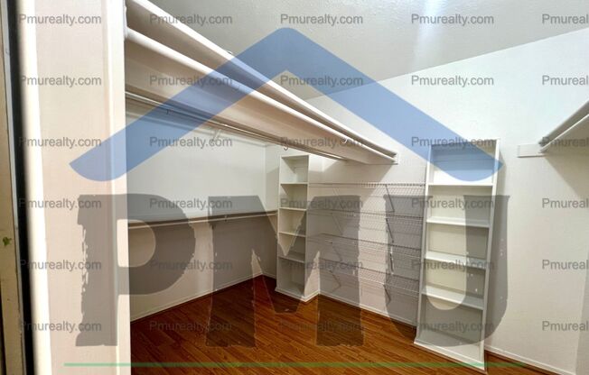 4 beds, 3 baths, $2,950