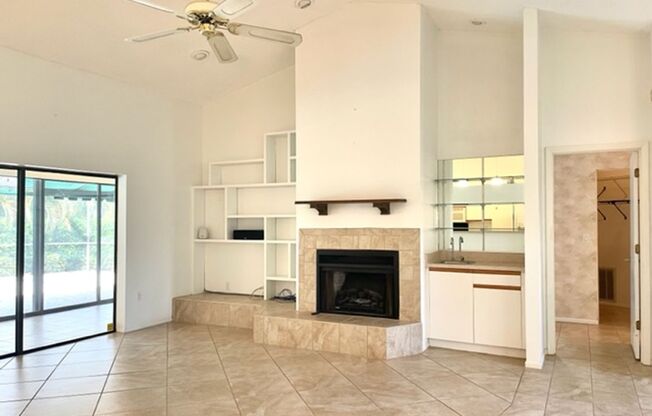 3/2 ANNUAL - POOL HOUSE/W/ HUGE BONUS ROOM IN A+ SCHOOL DISTRICT