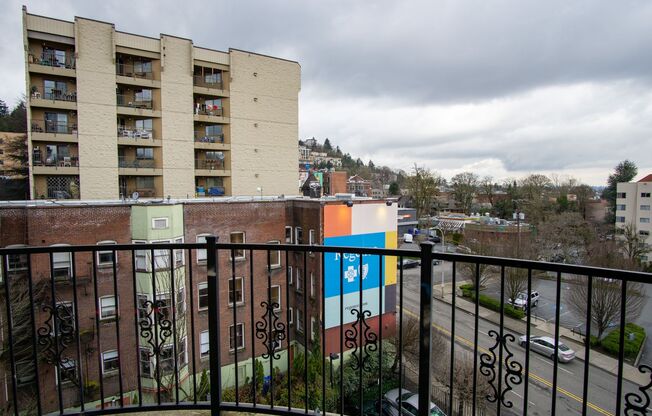 1 bed, 1 bath, $1,295, Unit 58