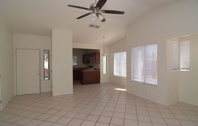 Updated 3  Bedroom 2 Bath Home! Located in Convenient South Tucson Location!