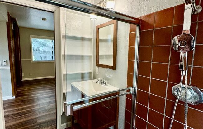 Studio, 1 bath, 500 sqft, $1,900, Unit 5