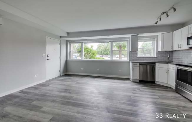 549 W EUCLID AVE