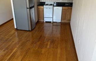 1110 COMMONWEALTH AVE