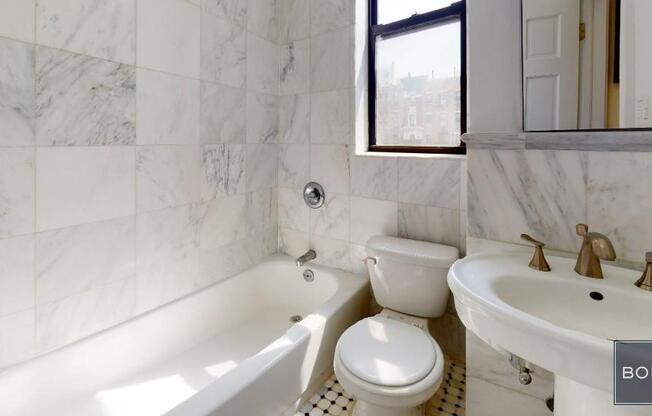 324 W 84th St #93