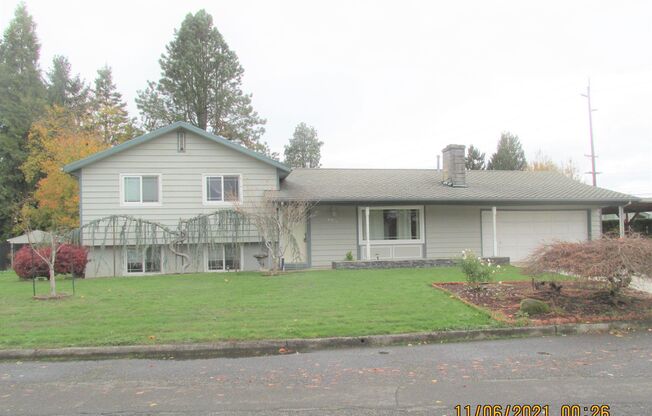 Large home on .26 acre Lot ! 4 BR 2 bth + garage + shed _+ AC ~ Great Neighborhood !