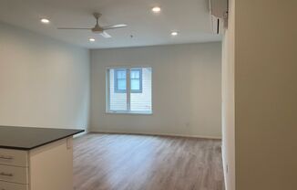 1 bed, 1 bath, 533 sqft, $1,498, Unit 201