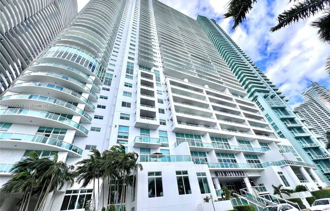 2 beds, 2 baths, 1,154 sqft, $4,800, Unit 1800 N Bayshore Dr # 24-09 (A11699210)